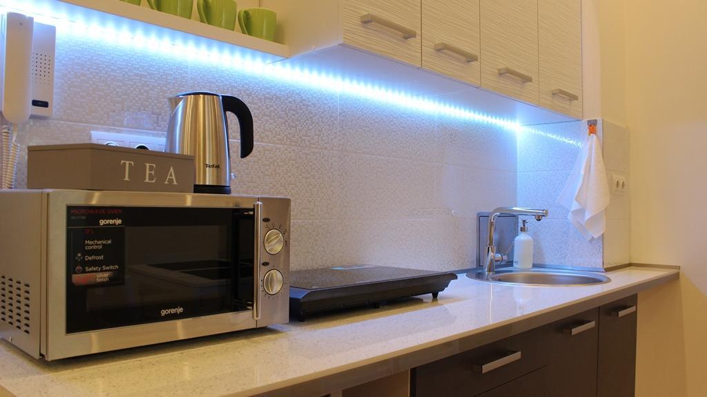 Leo Apartment Μπρατισλάβα Εξωτερικό φωτογραφία