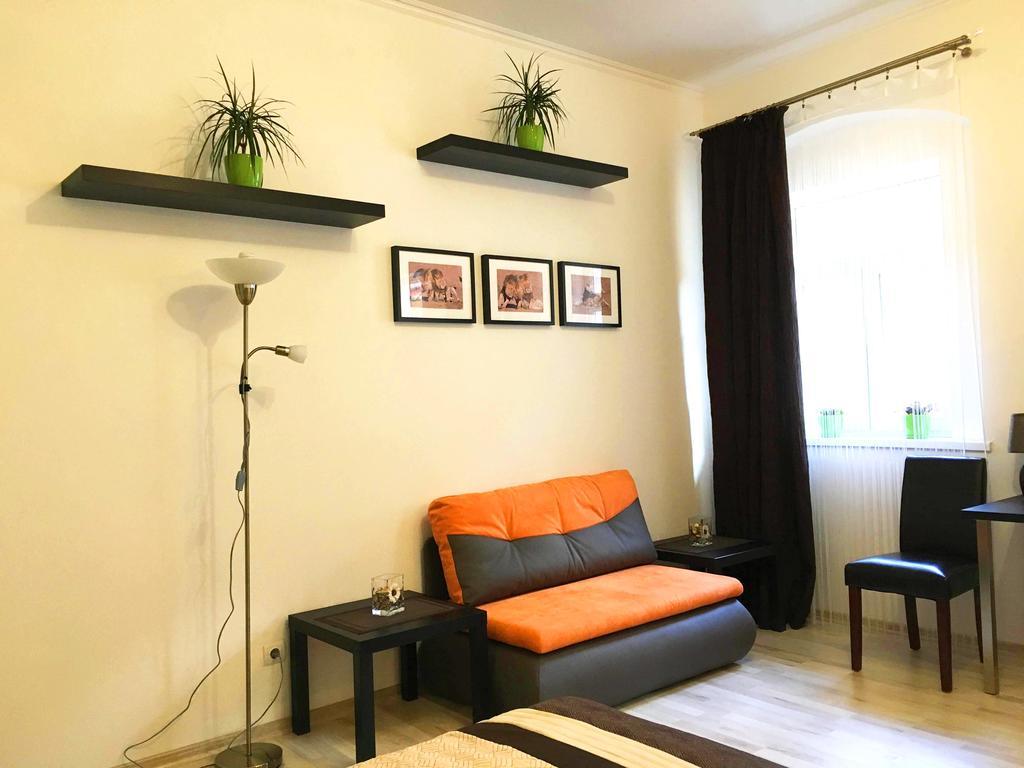 Leo Apartment Μπρατισλάβα Εξωτερικό φωτογραφία